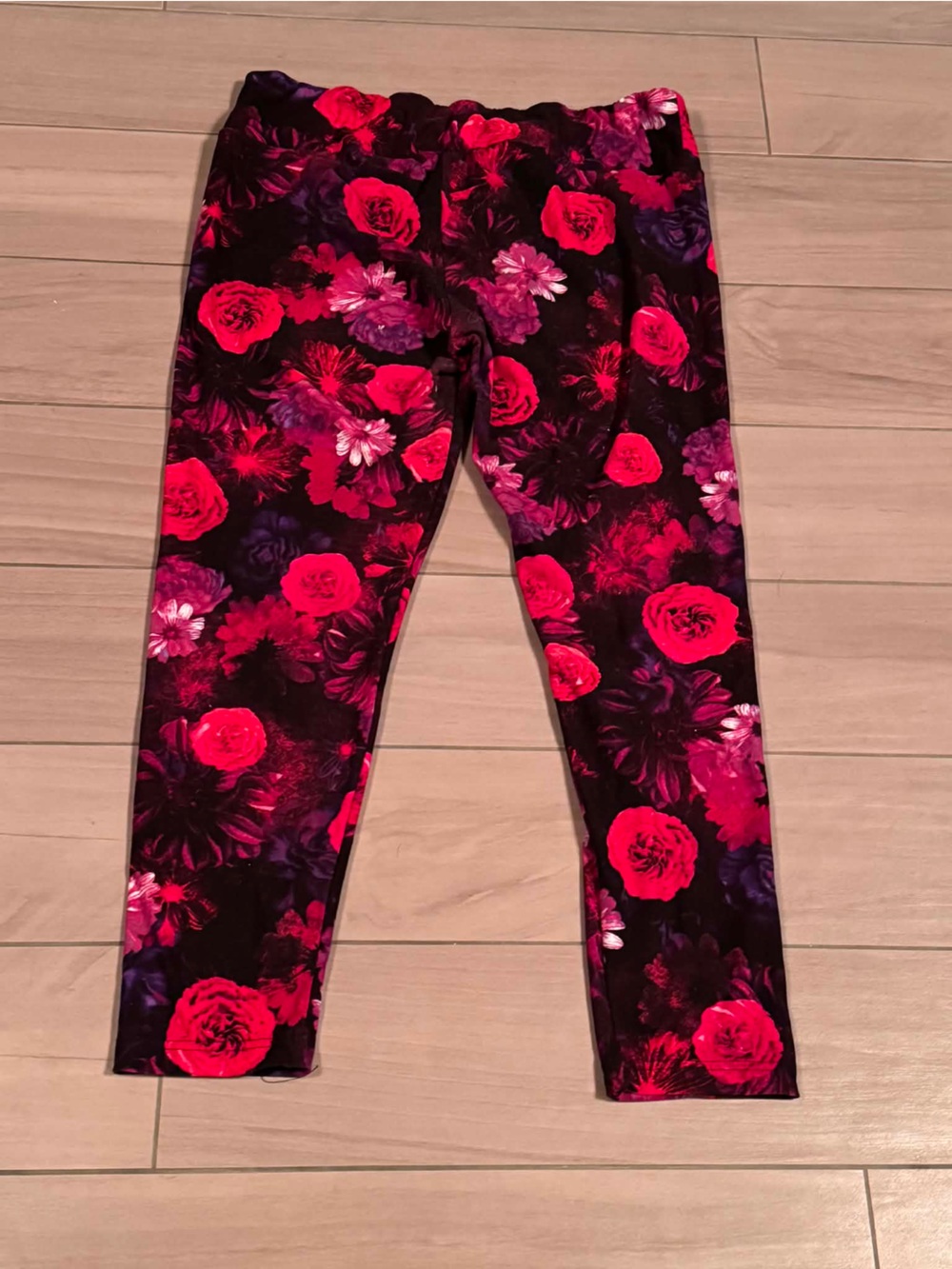 Floral Print Stretch Leggings in Red & Purple 3X - Picture 2 of 5